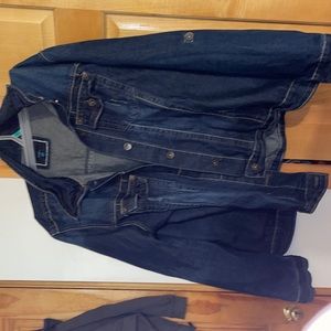 Women’s plus denim jacket